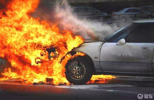 小鹏自燃爆料视频大全下载,视频大全深度解析”  第2张